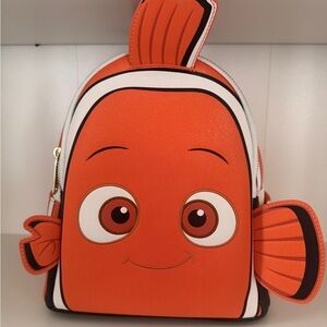 🐟Loungefly Disney Pixar “Nemo Cosplay” Mini Backpack and Scentsy buddy 🐠